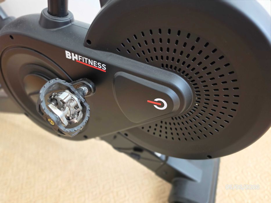 BH Fitness Exercycle H9365R Smart Bike – Como Nova – Zwift / 1500W