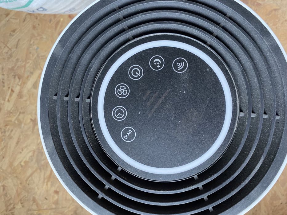 Продам Очиститель воздуха новый