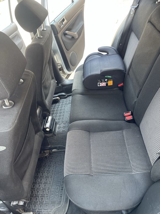 Volkswagen Golf 4 1.6 бензин 2001