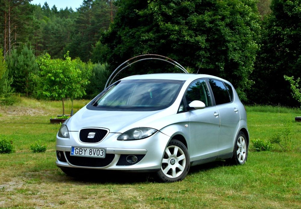 Seat Altea srebrny 2005 rok