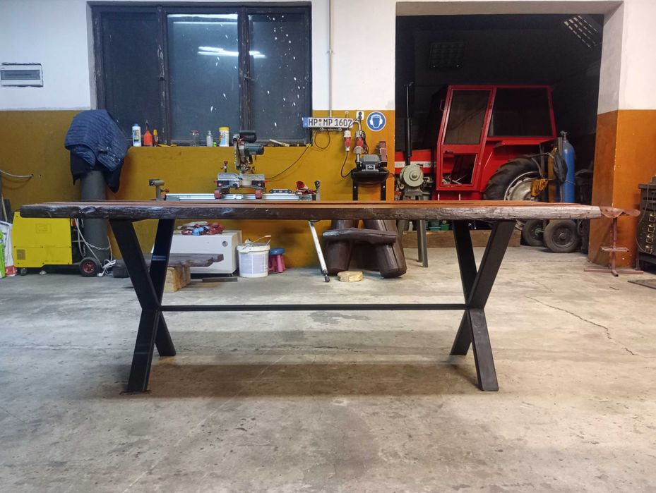 Stół ogrodowy  metalowy