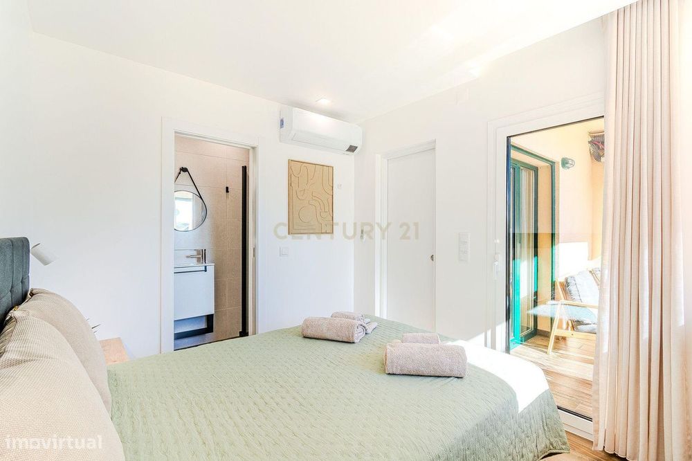 Apartamento com 2 quartos a 800m das praias da Galé e Salgados, em Alb