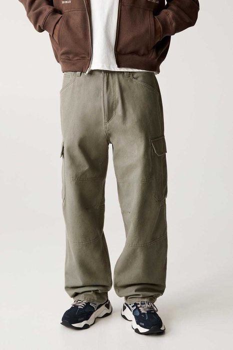 Штани карго PULL&BEAR Baggy Fit (M) Чоловічі Широкі Мішкуваті Хакі На Осінь Нові