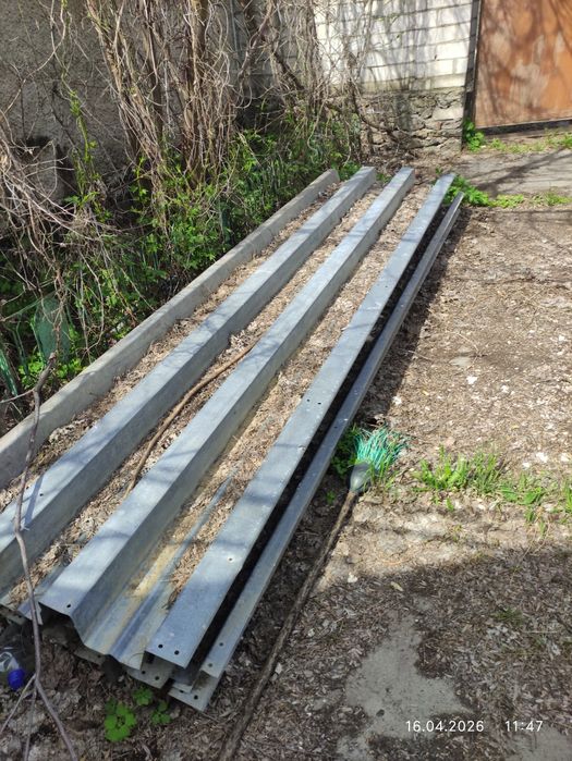 Продам профнастил под забор