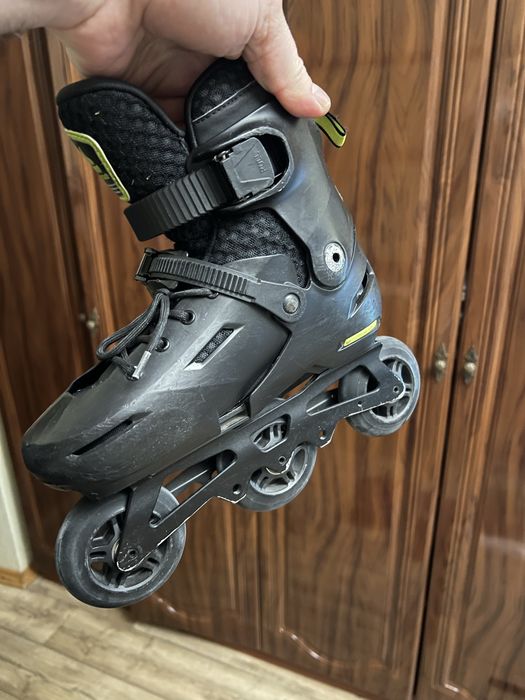 Ролікові ковзани Apex