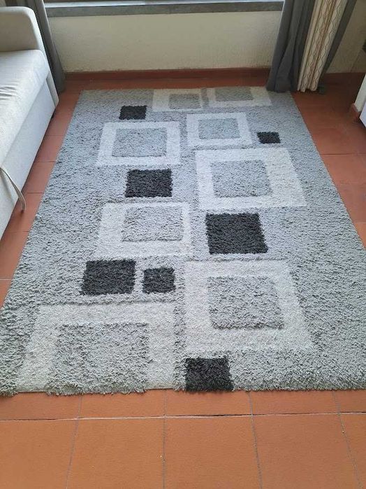 Light blue rug with rectangular patterns, 2.30 x 1.60 meters64752241483011120
