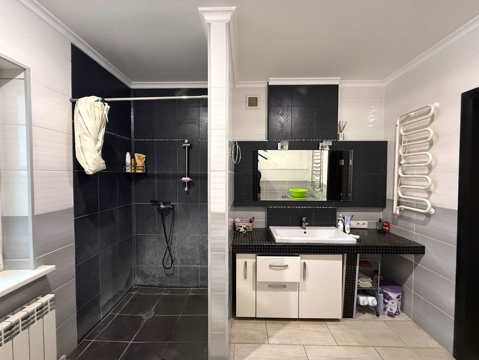 Продаж капітального 5кім будинку в м. Миронівка Є ВІДЕООГЛЯД