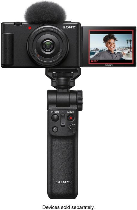 Sony ZV1-F, vlogging world best camera, sensor de 1 polegada e angulo visão largo