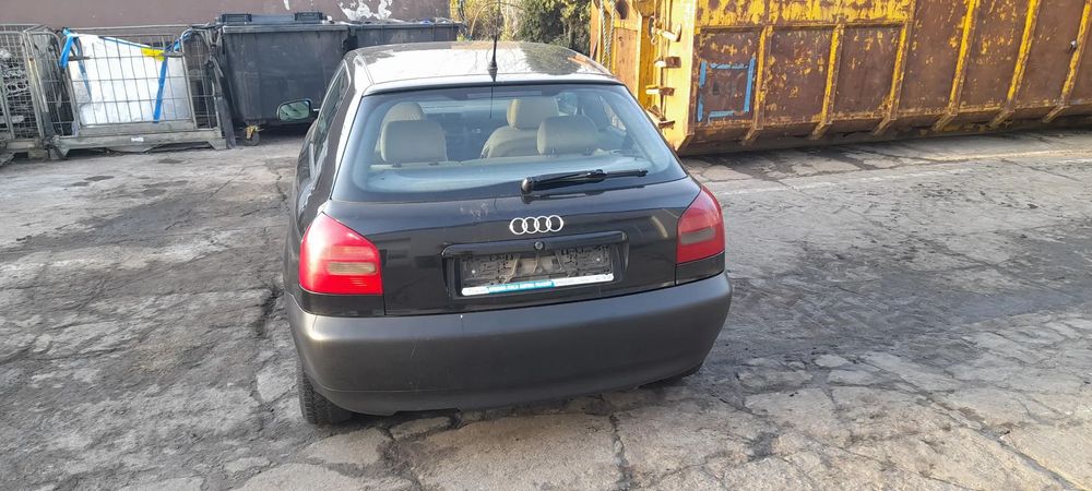 AUDI A3 8L klapa tylna