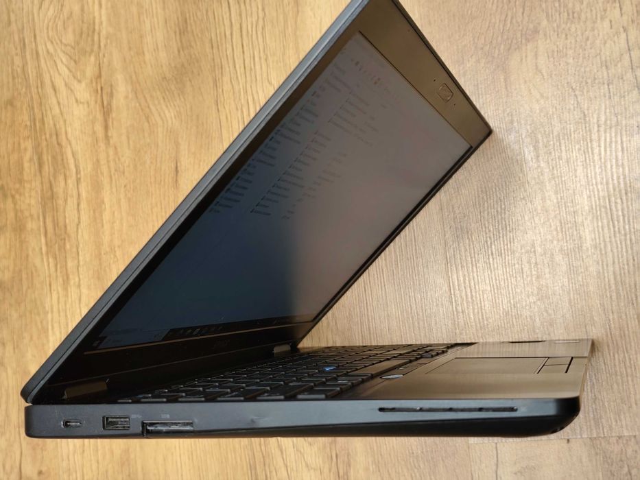 Dell Latitude 5580 /i5-7440HQ/16Gb DDR4/256Gb SSD/940MX 2Gb/15,6" IPS