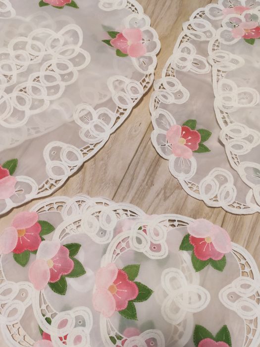 Салфетки для стола.