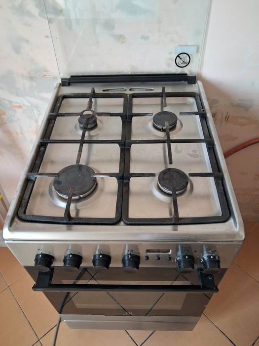 Kuchenka gazowo elektryczna Electrolux