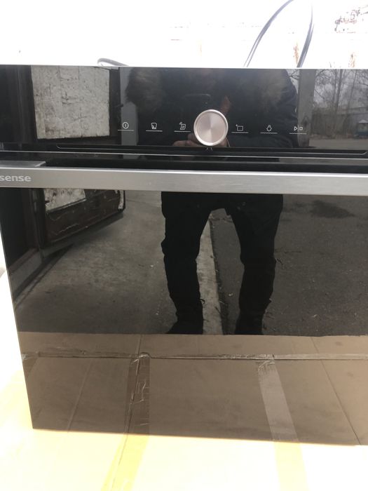 Духова шафа Hisense BSA65334ABDG