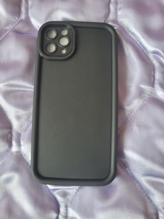 Чехлы на айфоны,разные модели