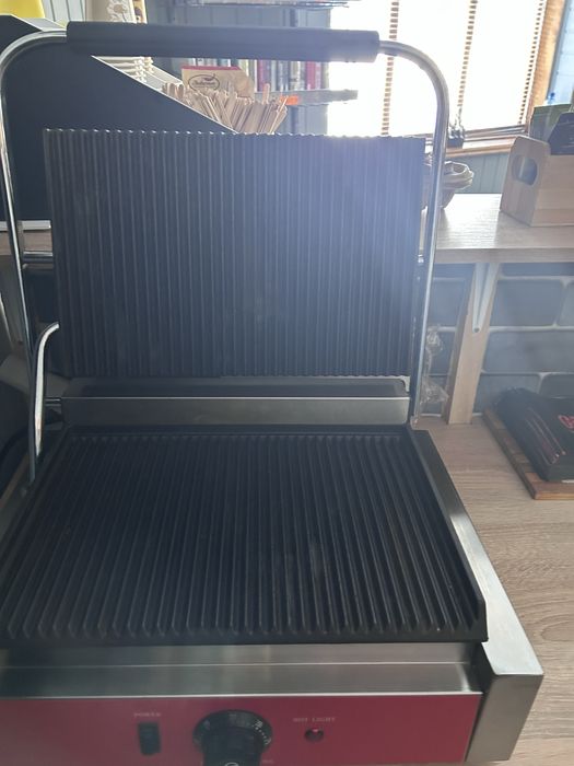 Продам гриль контактний