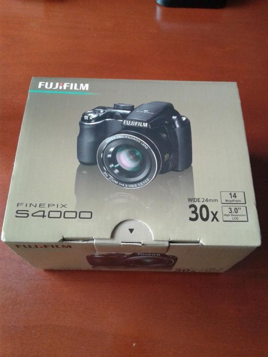 Fujifilm FinePix S4000