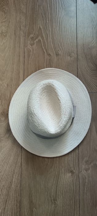 Kapelusz na lato