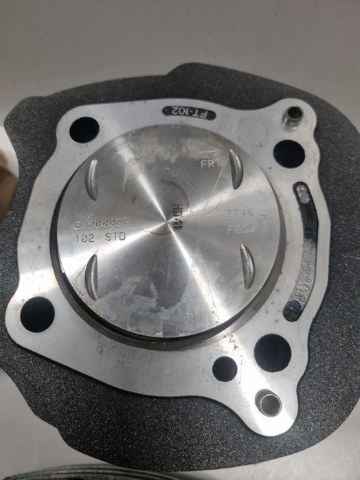 Silnik - Głowica + Cylinder Harley Davidson M8 FLHXSE CVO Touring 114