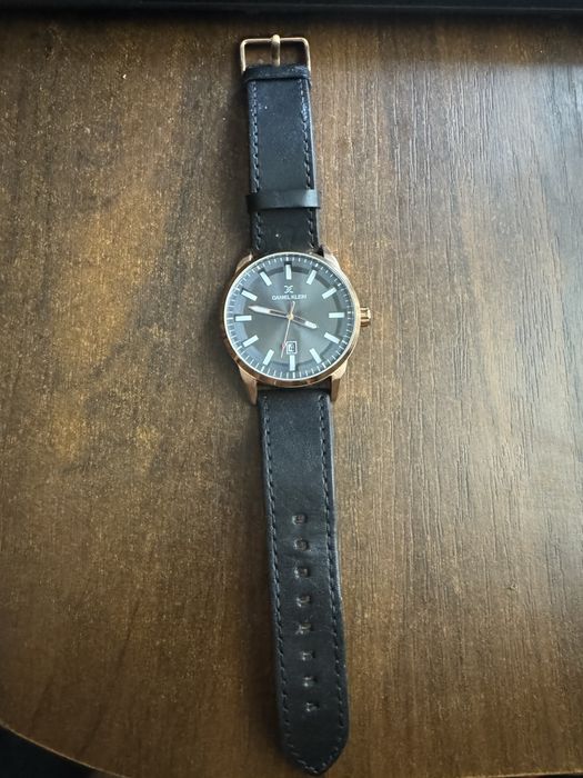 Продам чоловічий годинник Daniel Klein