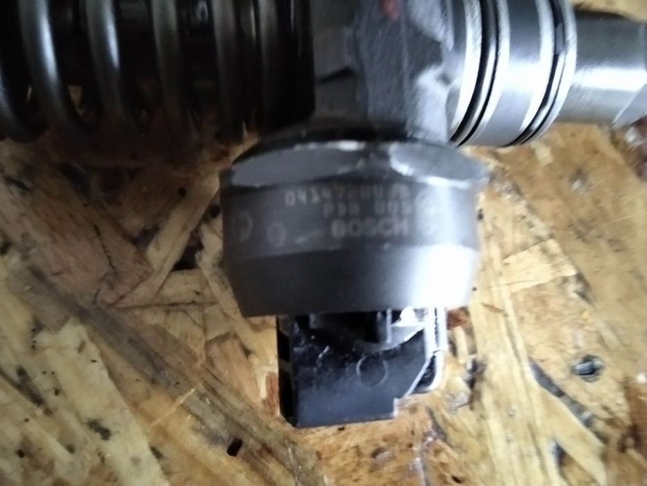 INJECTOR VOLKSWAGEN SEAT AUDI 1.9TDI BD 038130073AK 0414720038