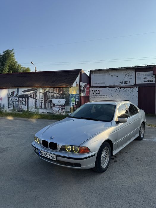 BMW 528 E39 бензин