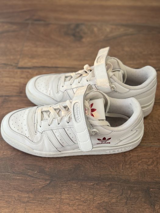Кросівки Adidas білі з липучками, розмір 40 2/3 (на стопу до 26 см)