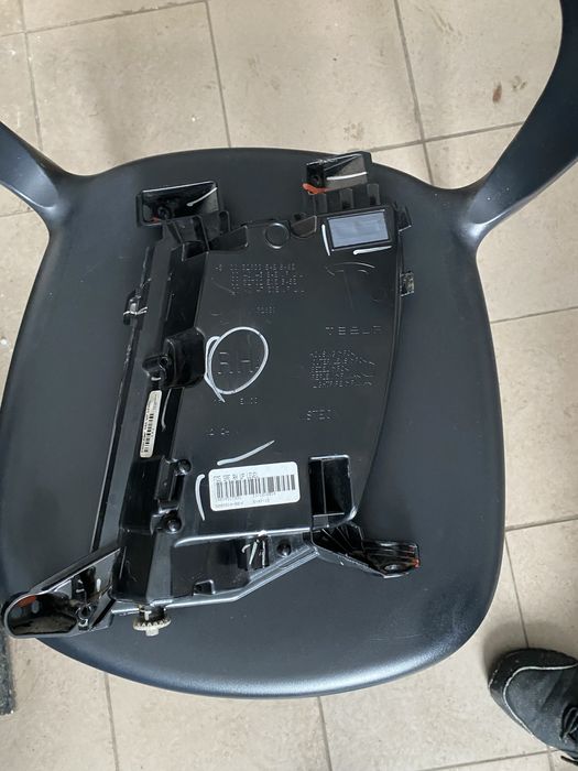 ПТФ, туманка , противотунна фара Tesla Model S