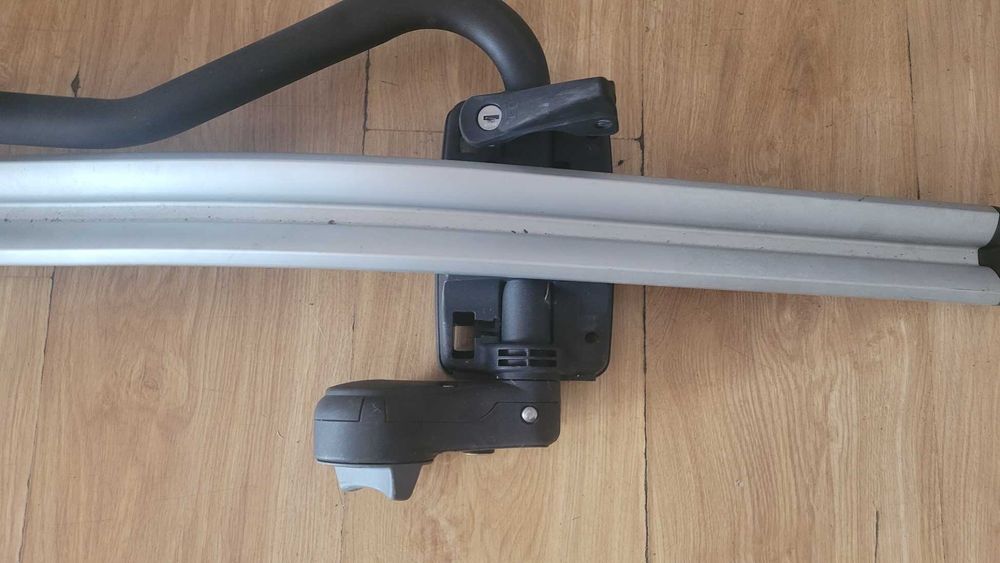 Uchwyt rowerowy Thule ProRide 591 logo BMW