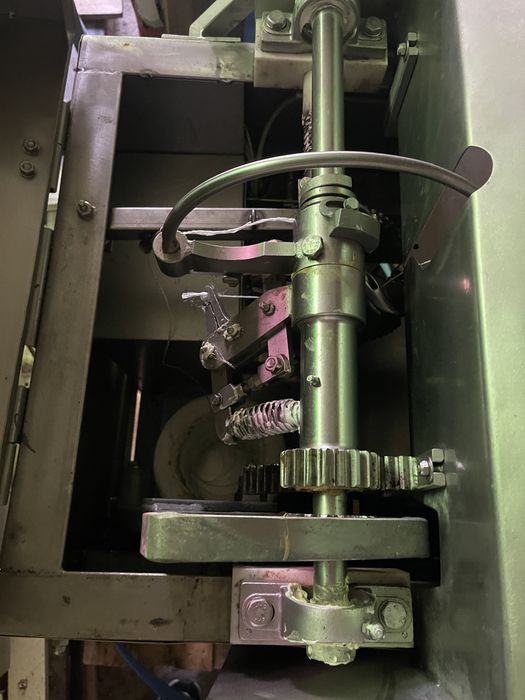 Petelkownica do miesa wilk mieszalka   , maszyna zakladajaca pętelki