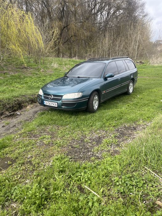 Опель Омега Б 2,5 V6 Обмін