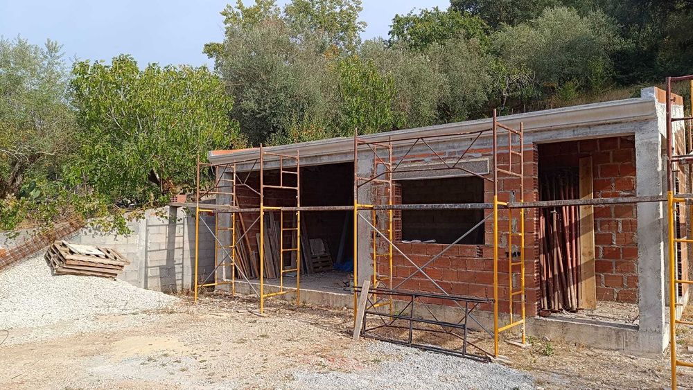 Moradia em fase de construção