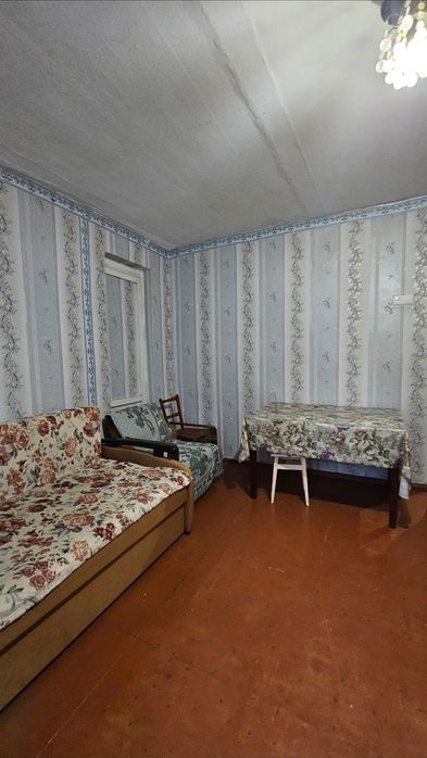 Простора квартира в Бутенках чекає на нового власника.