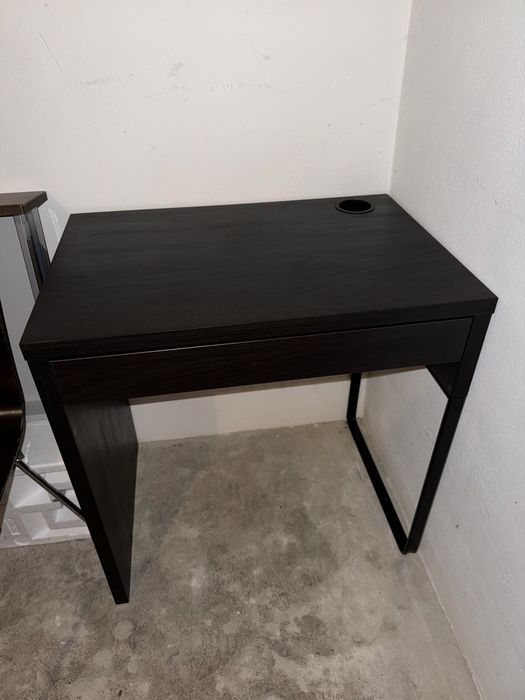 Secretaria em otimo estado