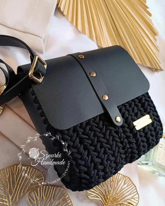 Listonoszka skórzana szydełkowana czarna na prezent torebka
