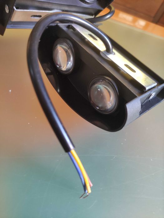 2 Lâmpadas de parede LED impermeáveis ao ar livre - Novas