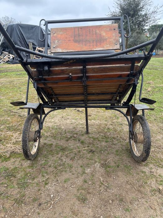 Charrete para cavalo