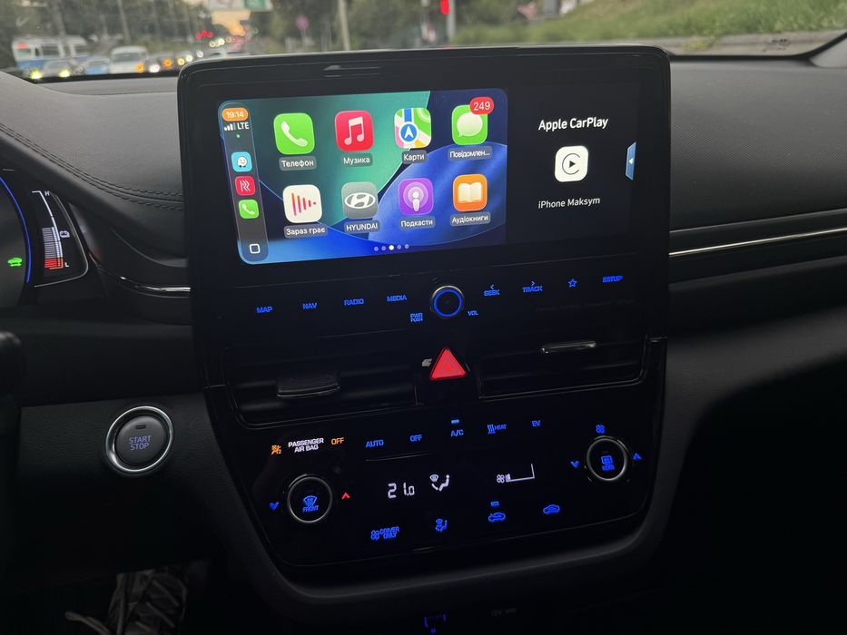 Hyundai Ioniq 2021 року