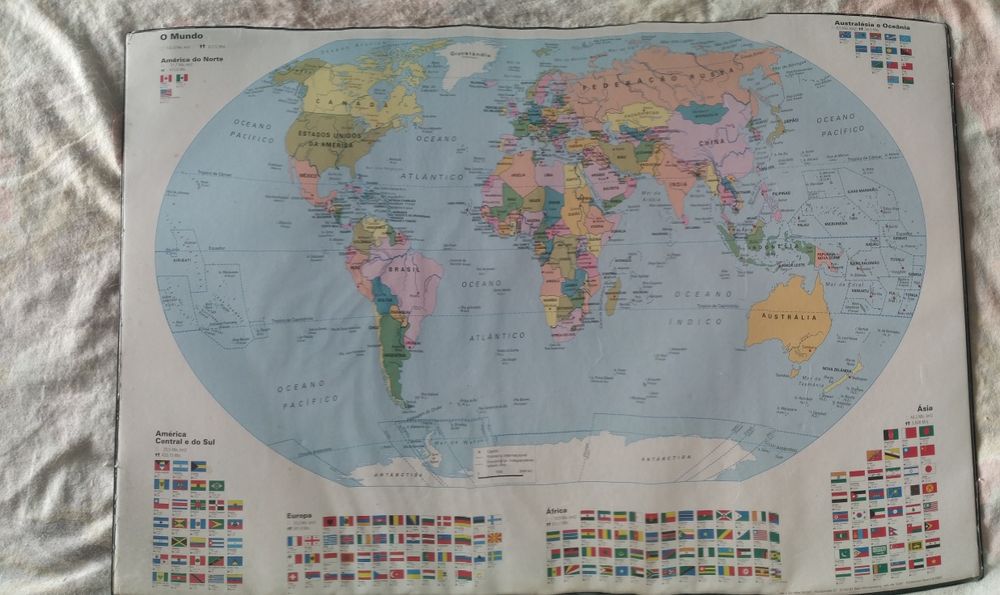 Mapa Mundo de Secretária