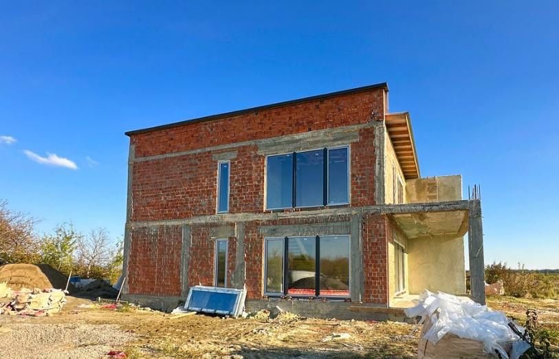 Продається 1-ий котедж