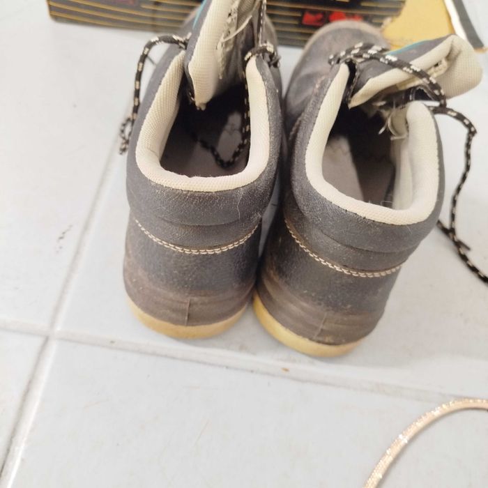 Botas femininas proteção individual