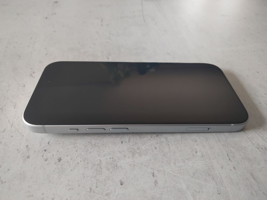 iPhone 15 128 GB niebieski IDEAŁ