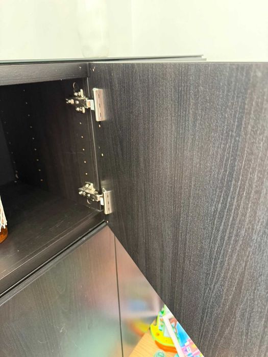Móvel Besta IKEA – preto 6 portas/modulos com tampo de vidro