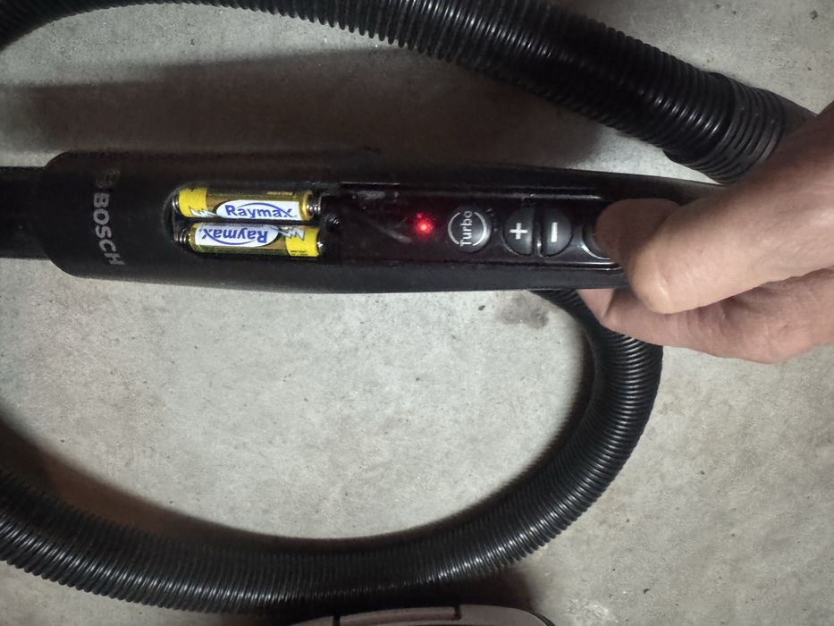 Aspirador Bosh Serie 6 Pro silence