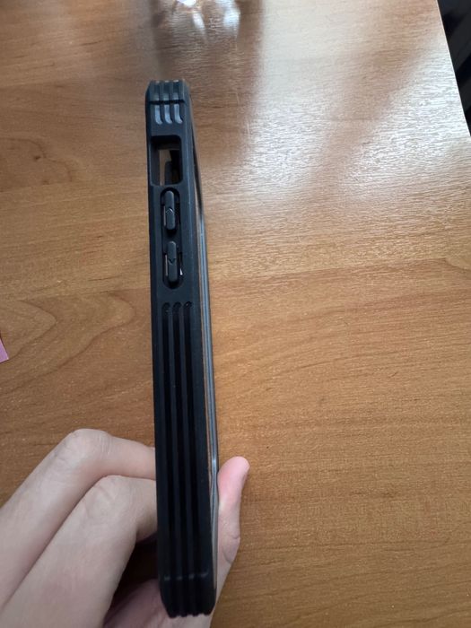 Etui Pancerne IPHONE 15 PRO