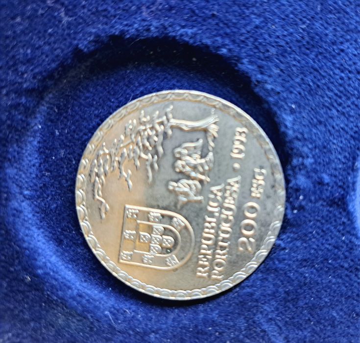 Moedas Comemorativas 200 $