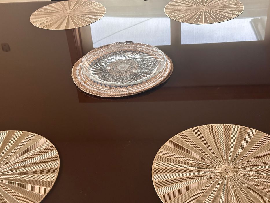 Mesa cozinha com 4 cadeiras