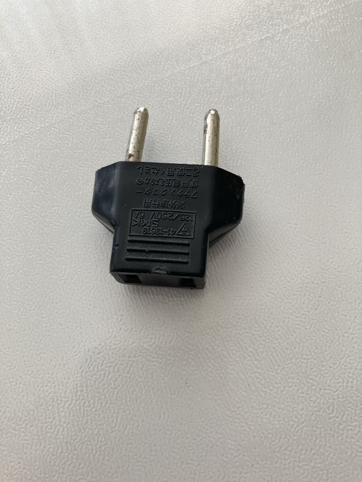 Продам подзарядное устройство переходники