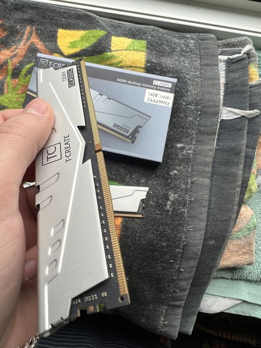 Продаю оперативную память в идеальном состоянии.