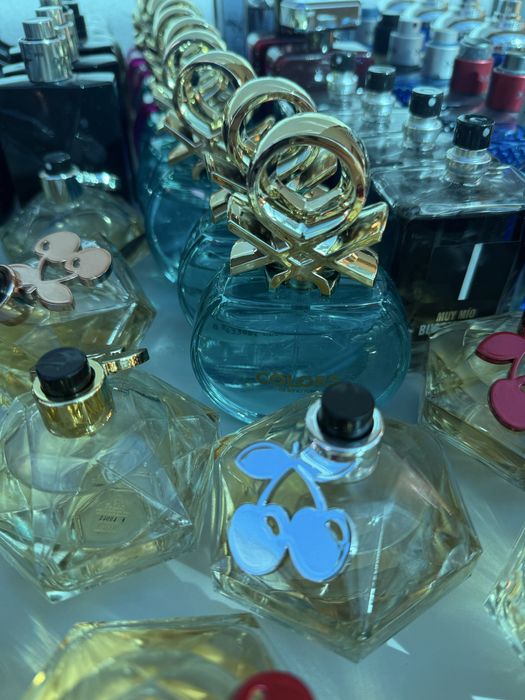 Lote de 100 perfumes para revenda