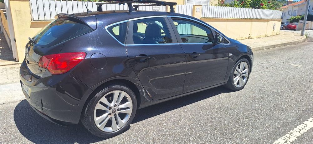 Opel Astra 1.7 CDTi (125cv) EcoFlex - 2010 (Barato)